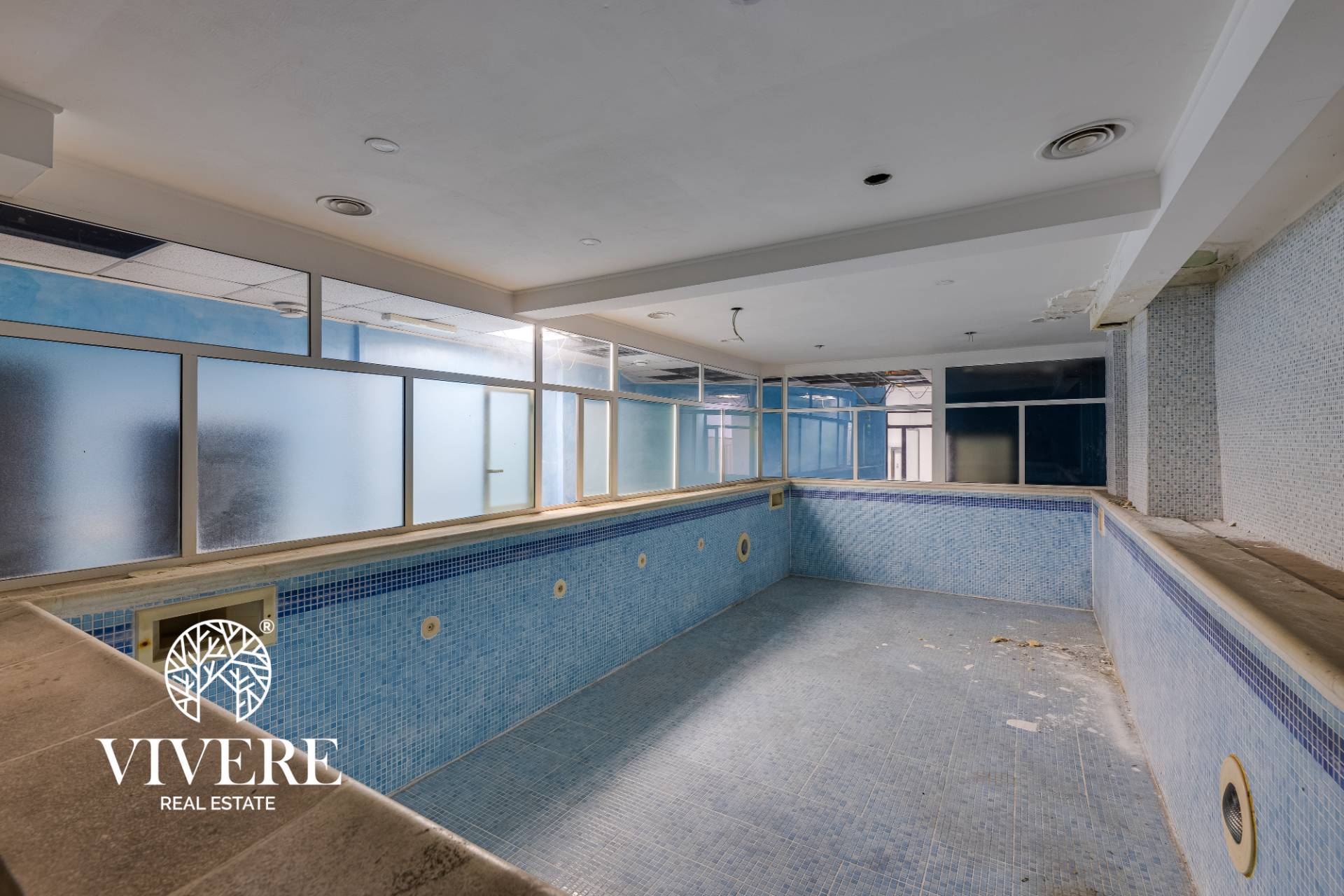 Locale commerciale in vendita a Roma, Tiburtino