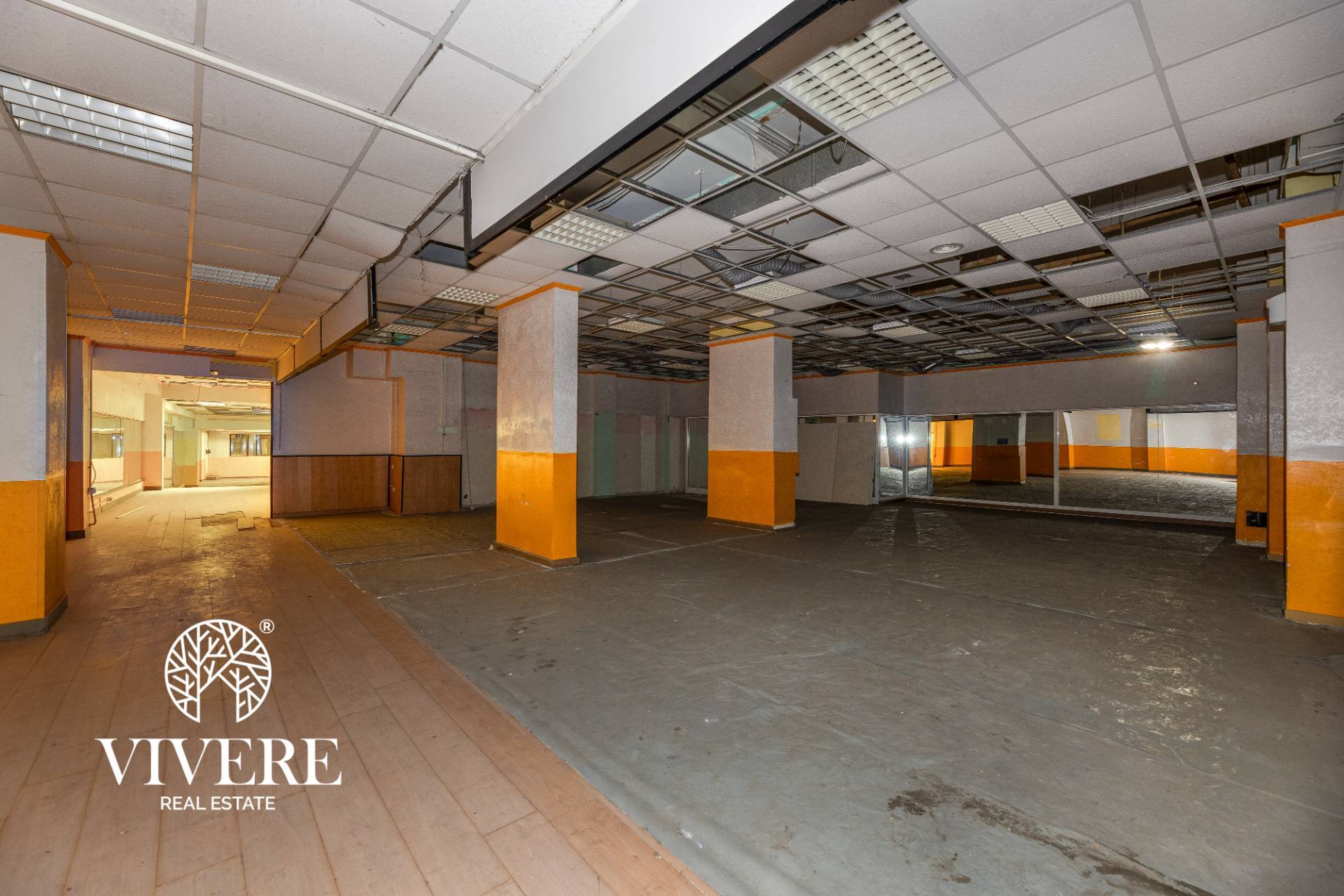 Locale commerciale in vendita a Roma, Tiburtino