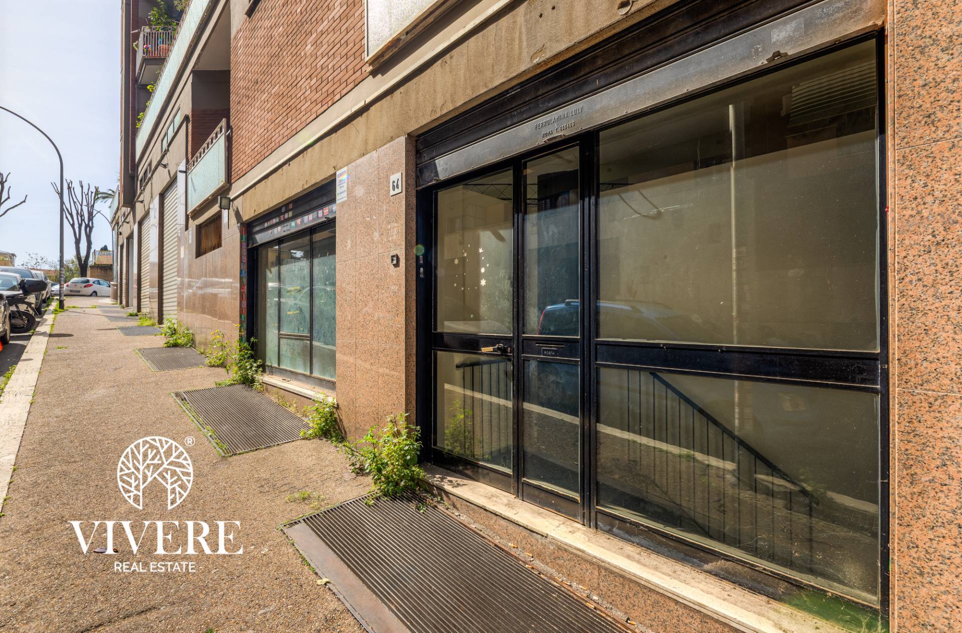 Locale commerciale in vendita a Roma, Tiburtino