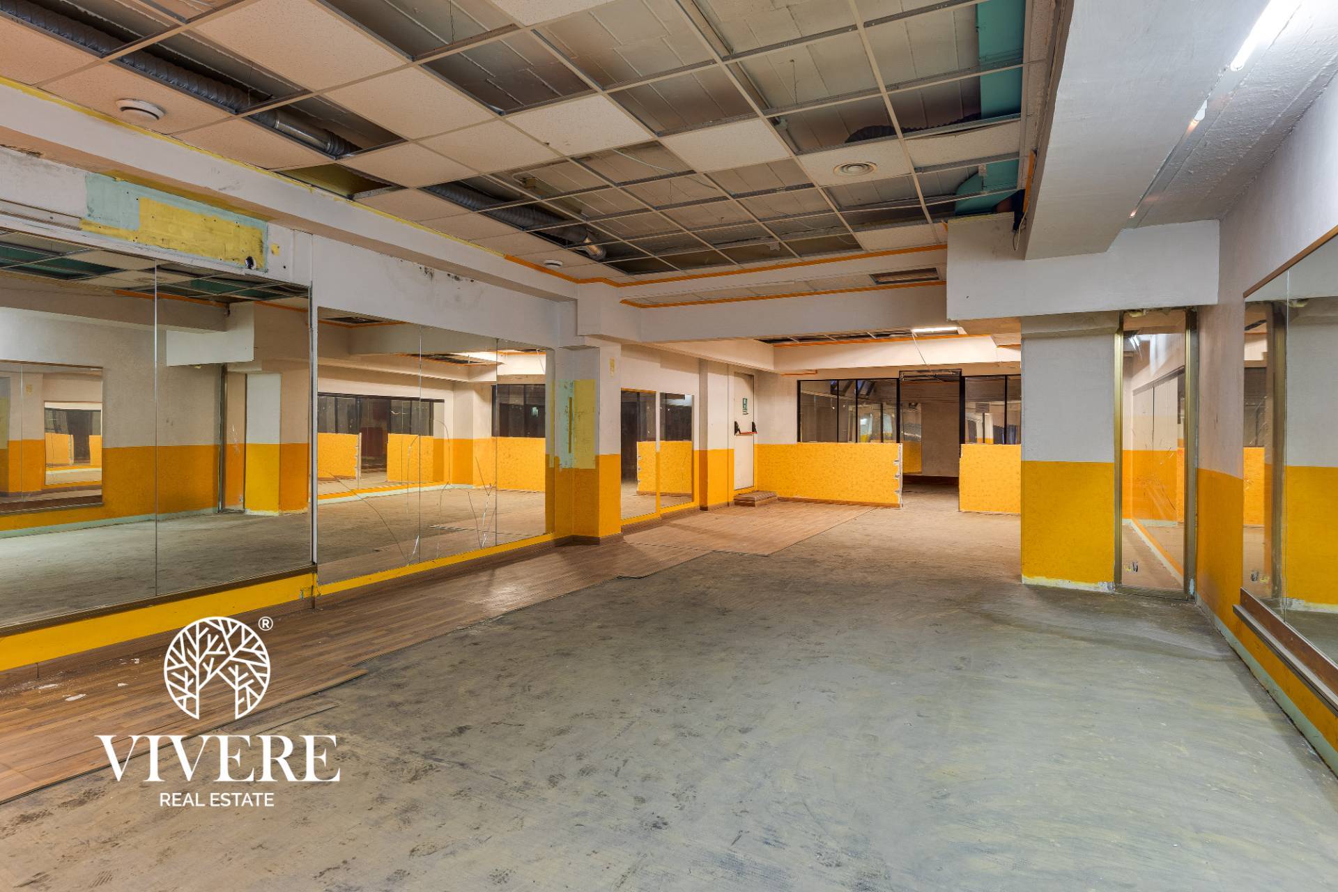 Locale commerciale in vendita a Roma, Tiburtino