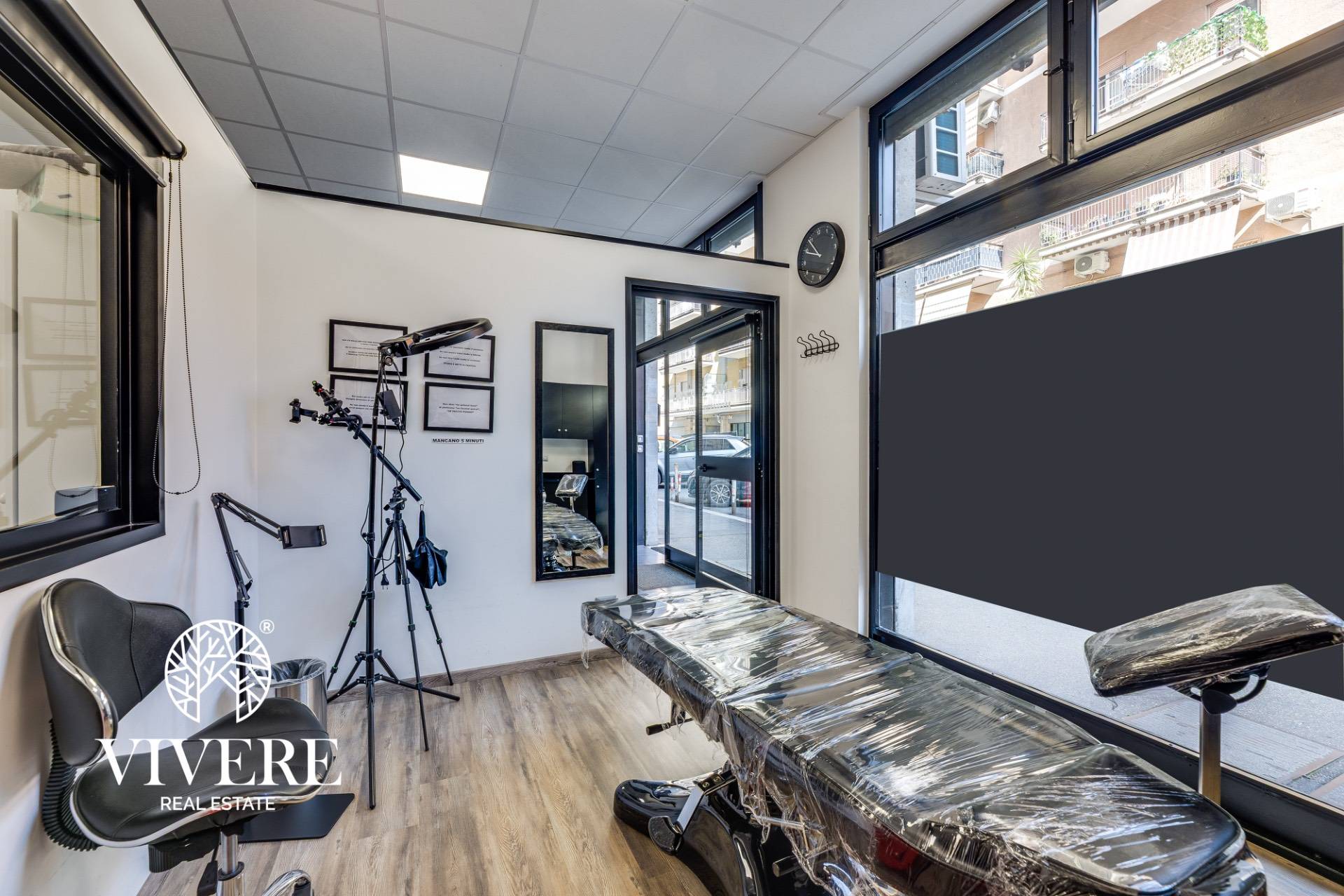 Locale commerciale in vendita a Roma, Tiburtino