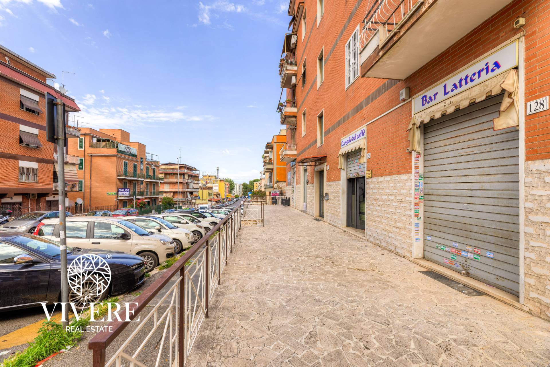 Locale commerciale in vendita a Roma
