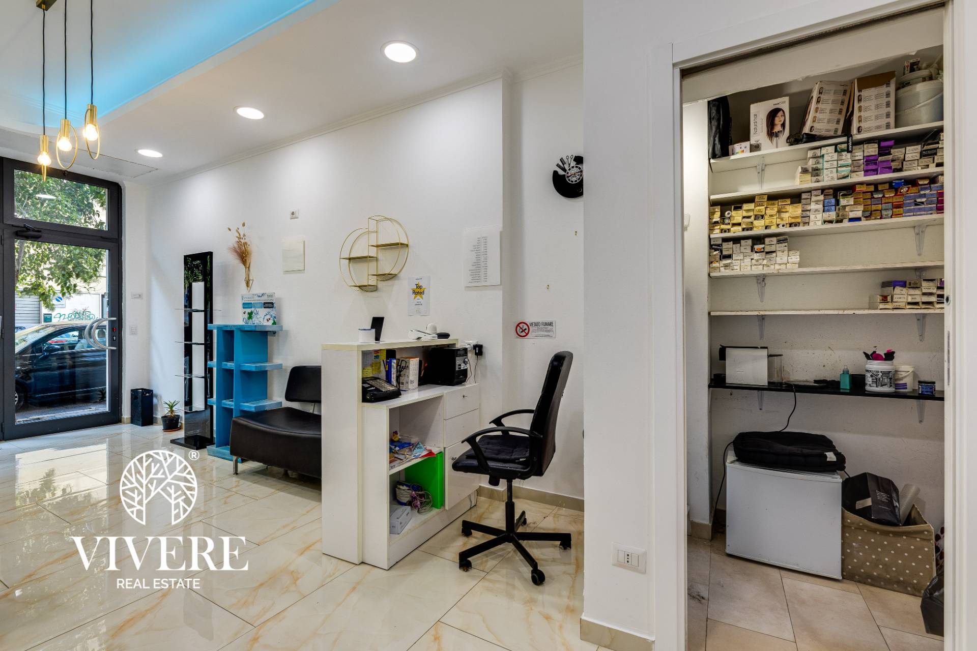 Locale commerciale in affitto a Roma