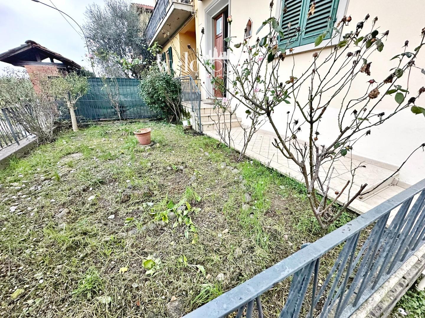 Casa indipendente con giardino, Campi Bisenzio sant'angelo a lecore