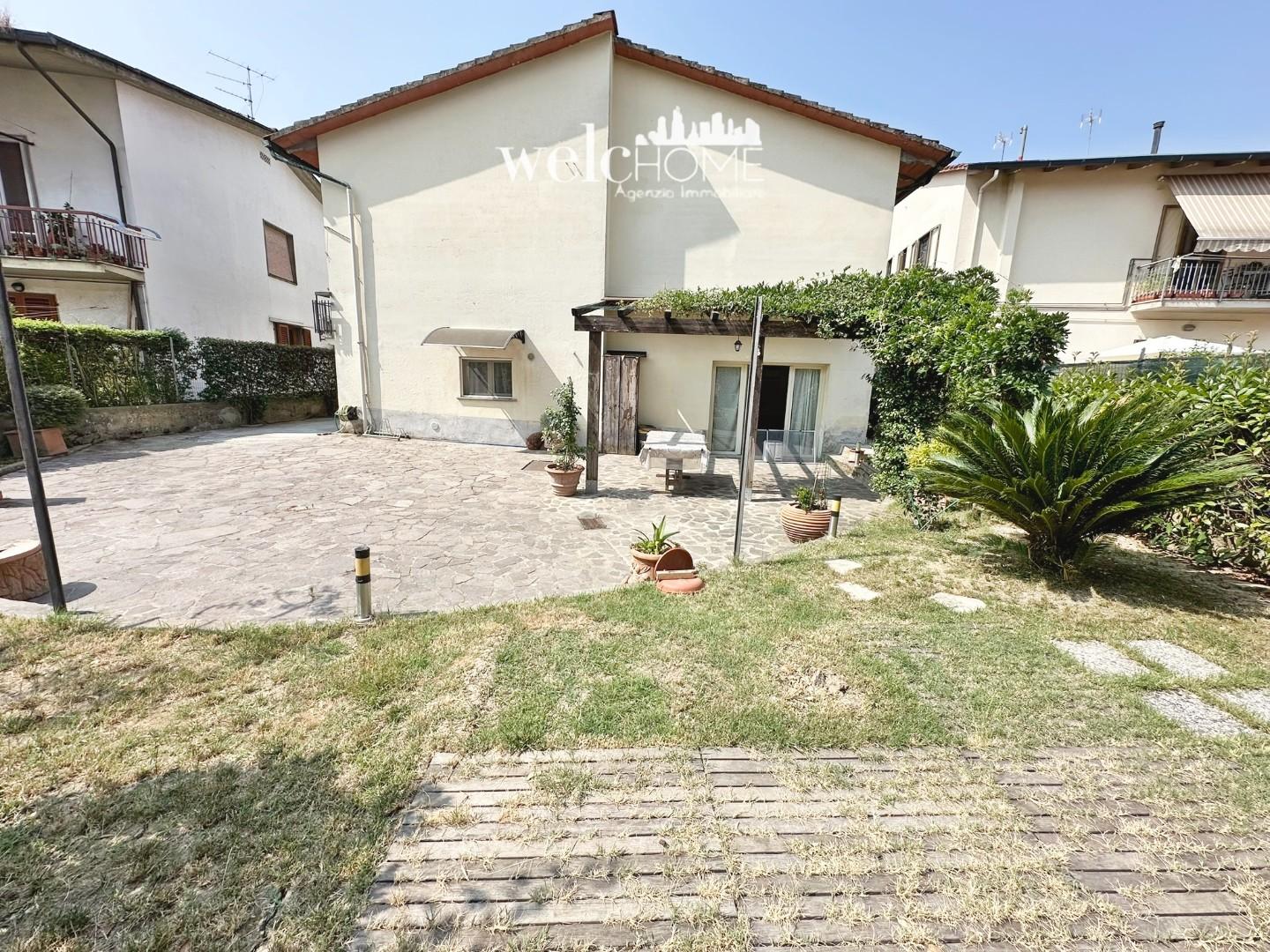 Villa con giardino a Campi Bisenzio