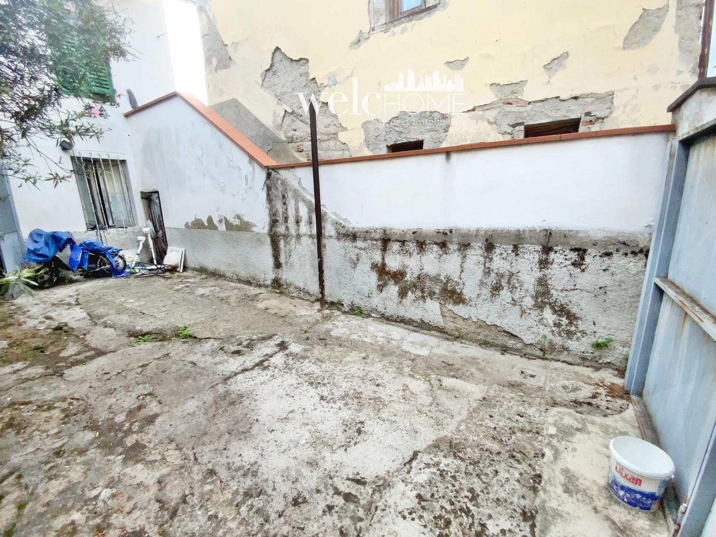 Casa indipendente con terrazzo, Campi Bisenzio santa maria