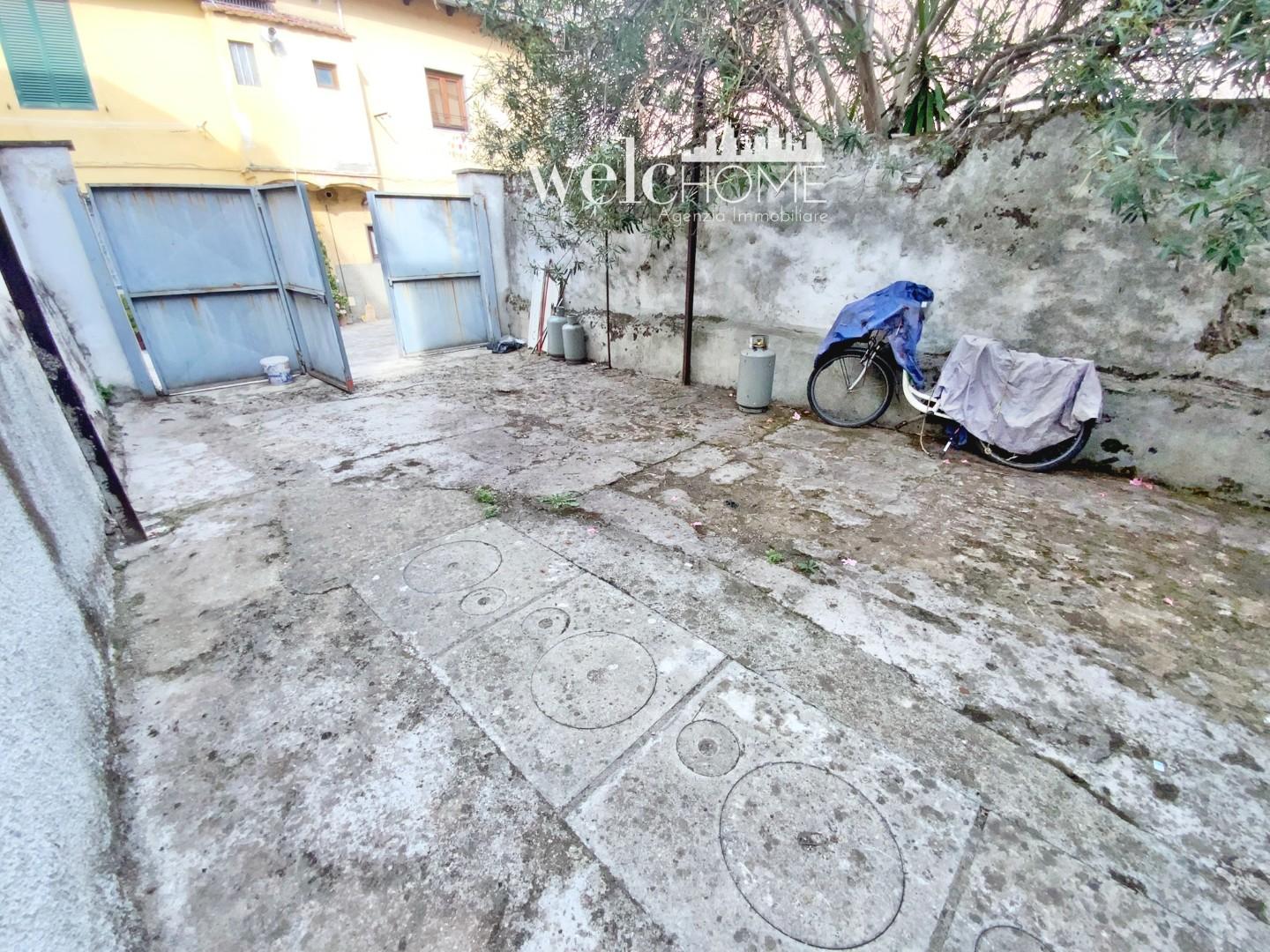 Casa indipendente con terrazzo, Campi Bisenzio santa maria