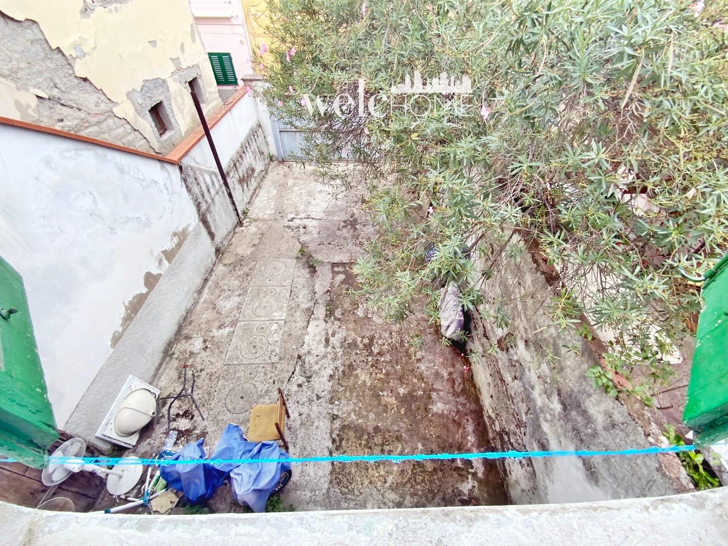 Casa indipendente con terrazzo, Campi Bisenzio santa maria