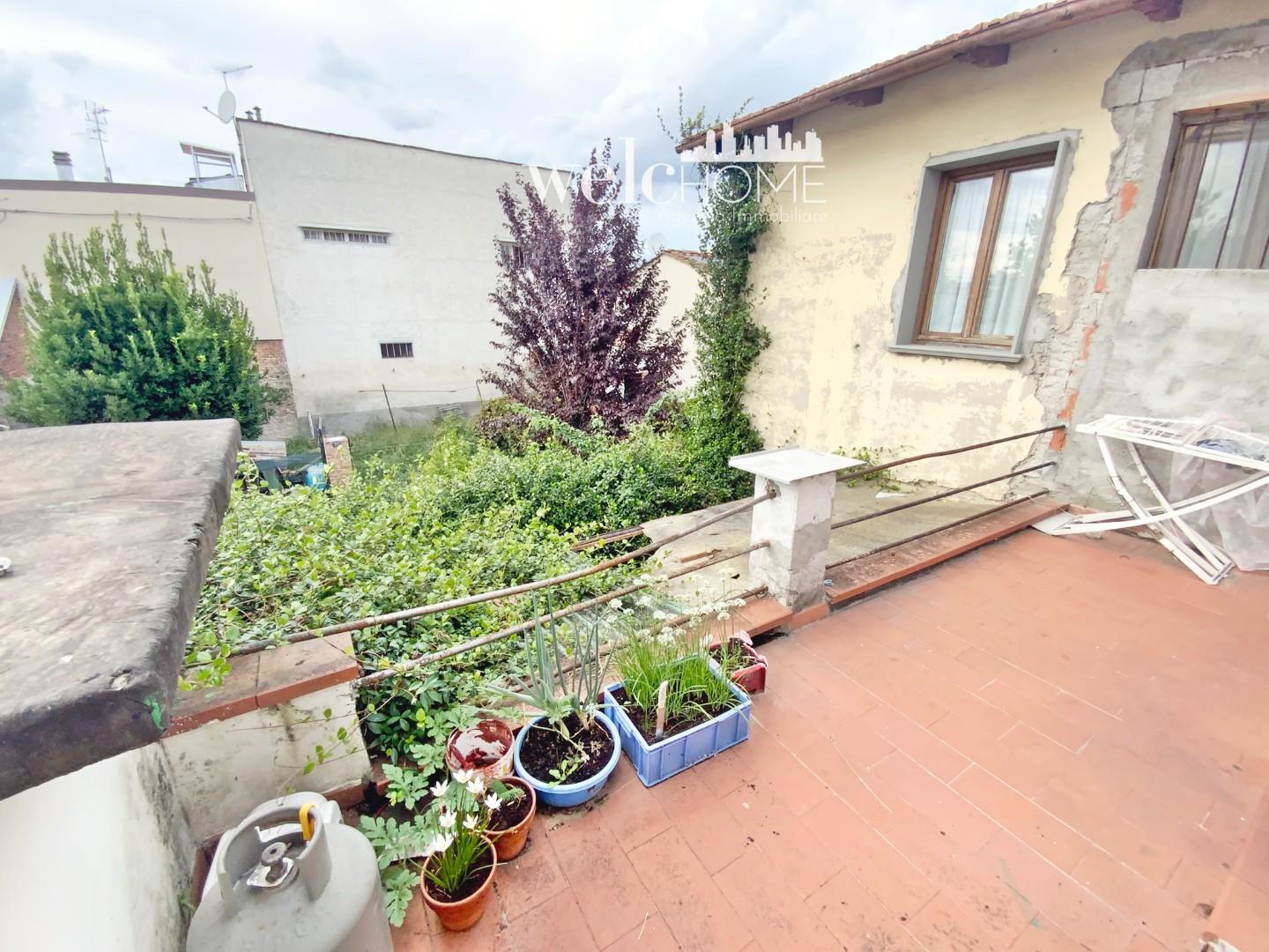 Casa indipendente con terrazzo, Campi Bisenzio santa maria