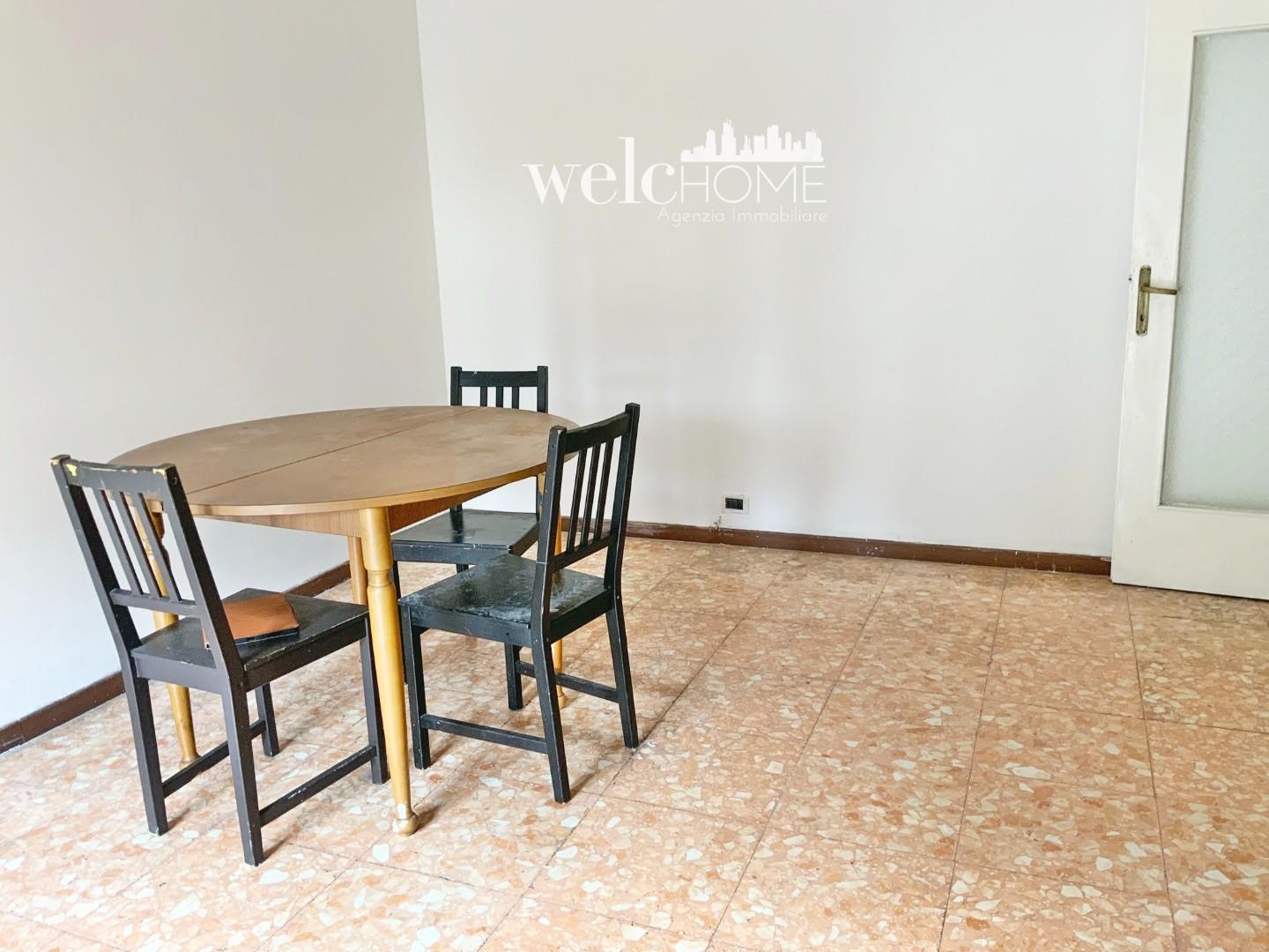 Trilocale da ristrutturare, Prato il soccorso