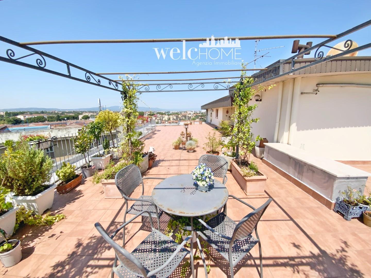 Appartamento con terrazzi, Firenze novoli