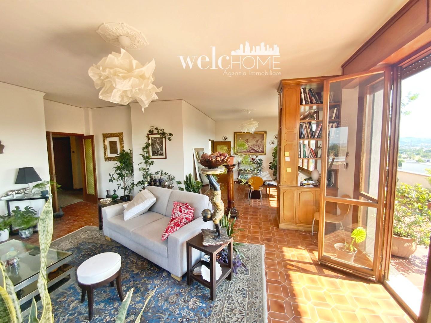 Appartamento con terrazzi, Firenze novoli
