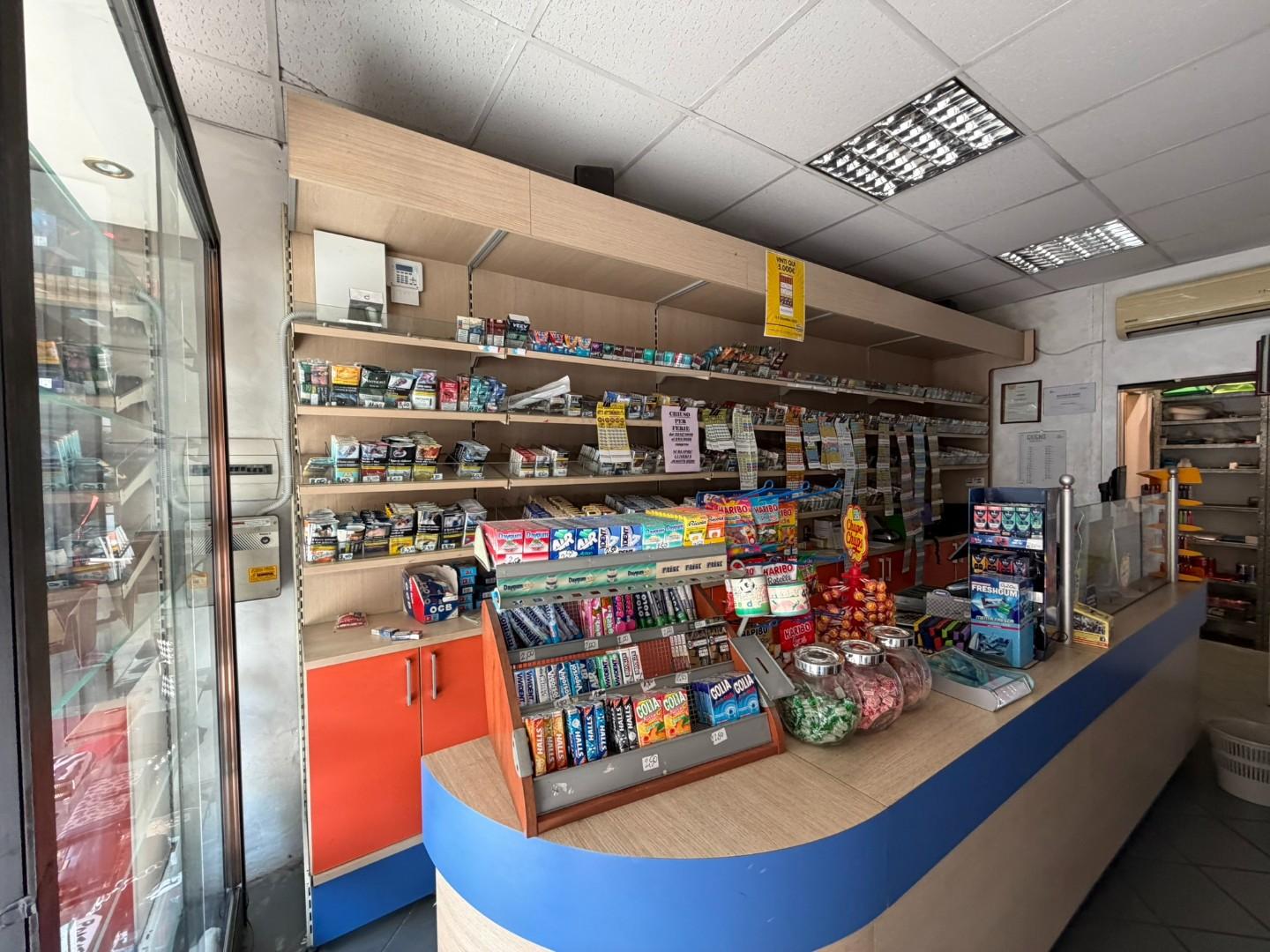 Attivit� commerciale in vendita, Scandicci vingone