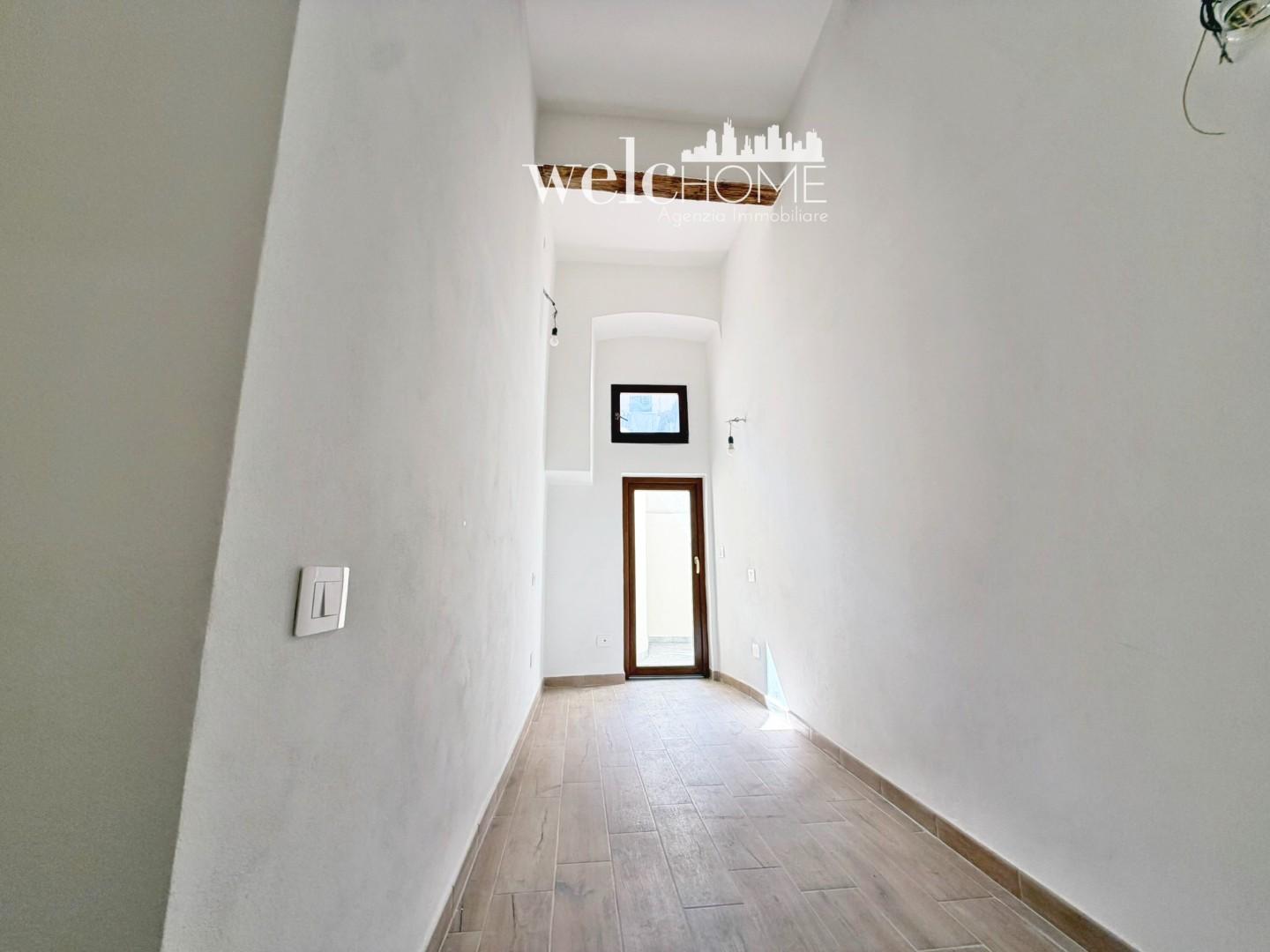 Monolocale ristrutturato, Campi Bisenzio centro