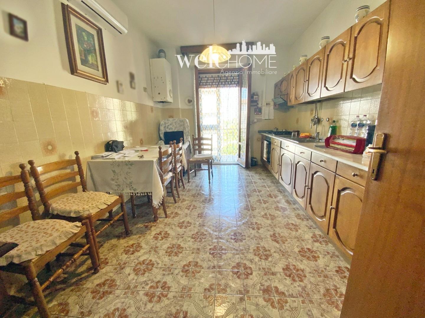 Quadrilocale con terrazzo, Prato maliseti