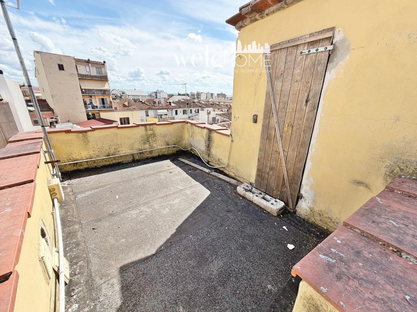 Casa indipendente con terrazzi a Sesto Fiorentino