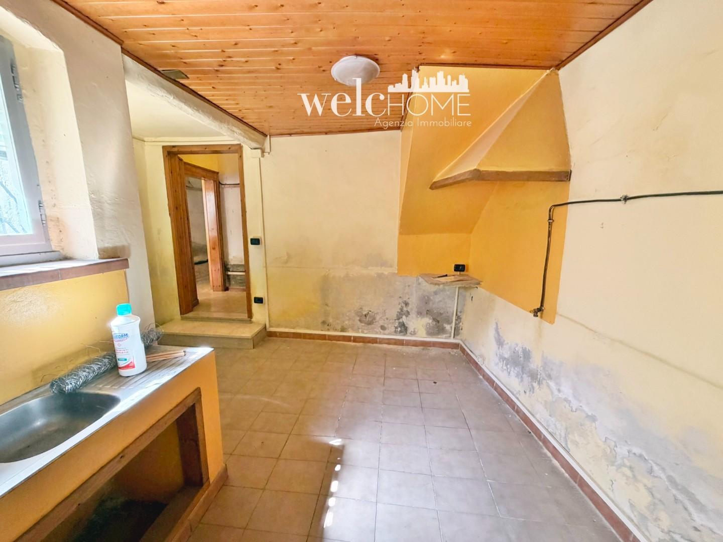 Casa indipendente con terrazzi a Sesto Fiorentino