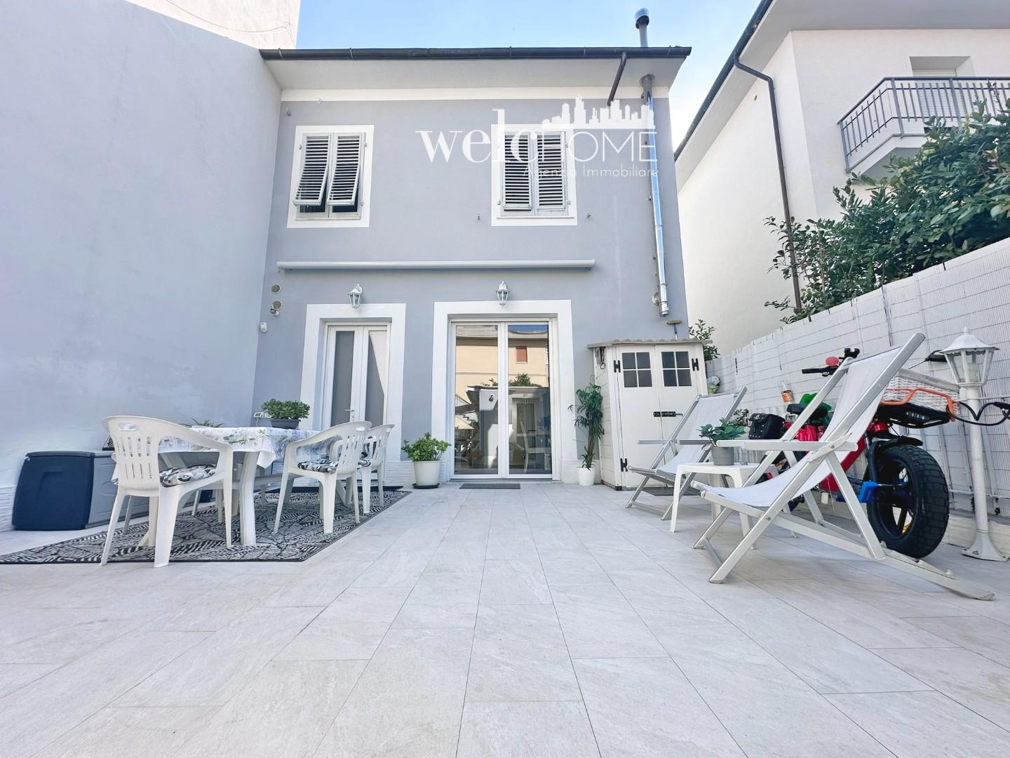 Casa indipendente con giardino, Campi Bisenzio san martino