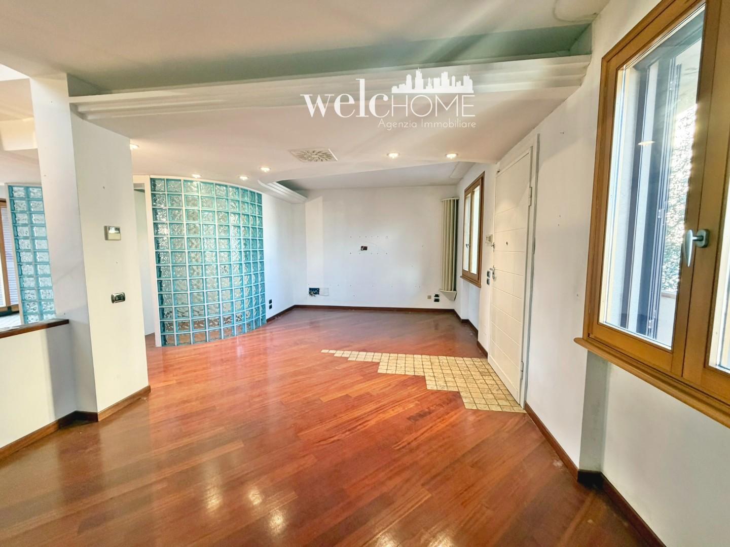 Villa con giardino, Signa stazione