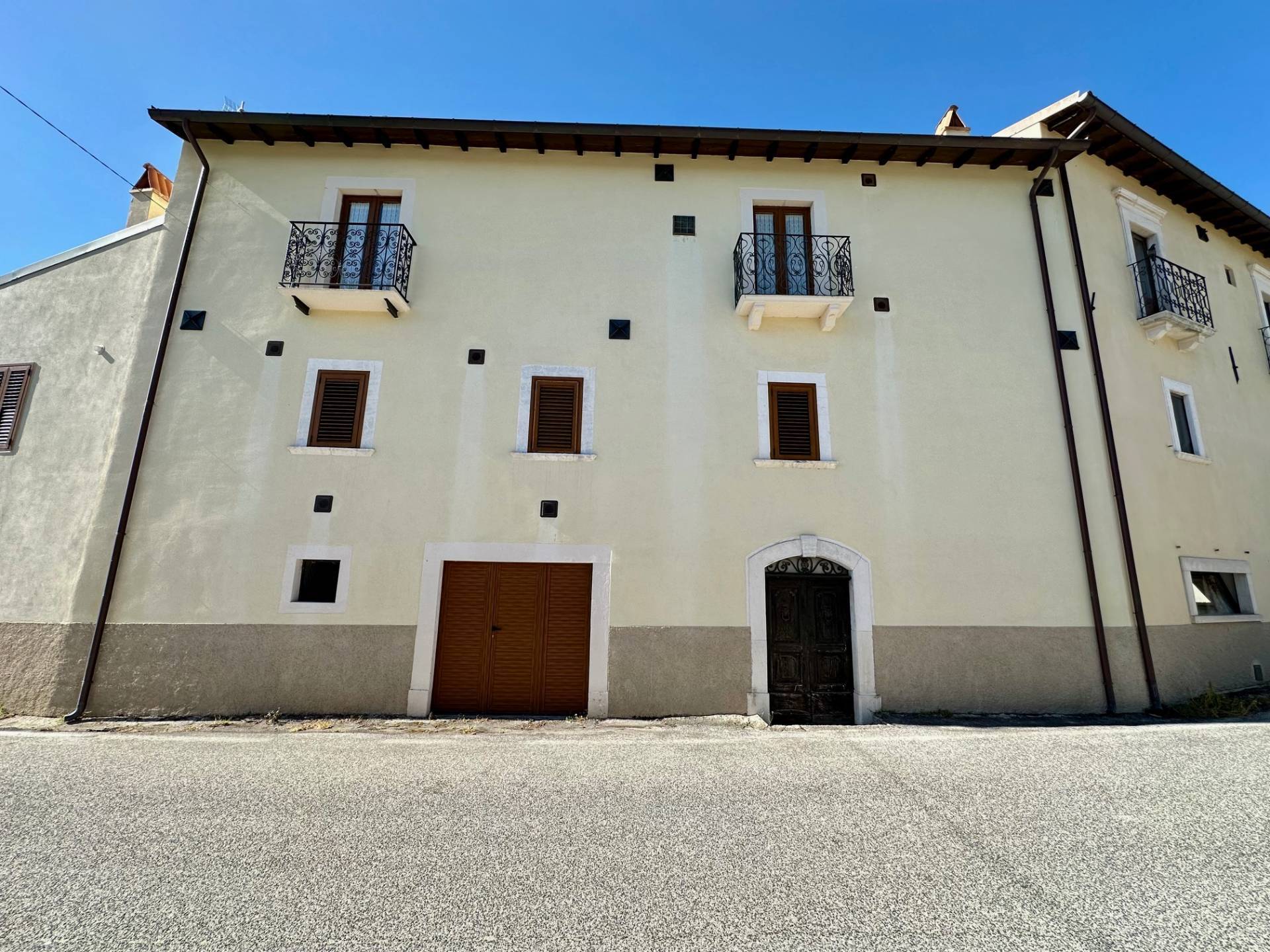 Trilocale in vendita a Castelvecchio Calvisio