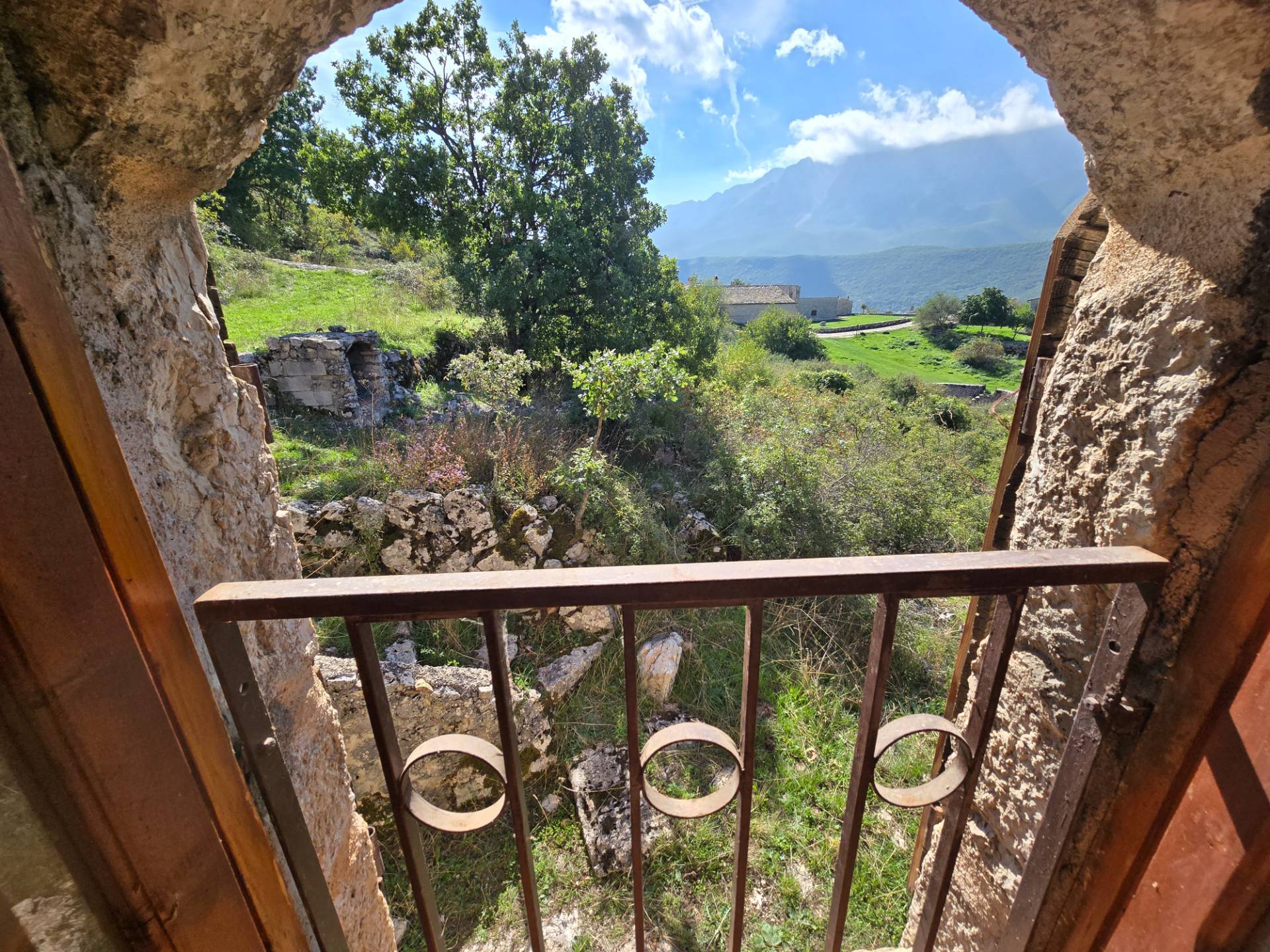 Rustico in vendita a Tione degli Abruzzi