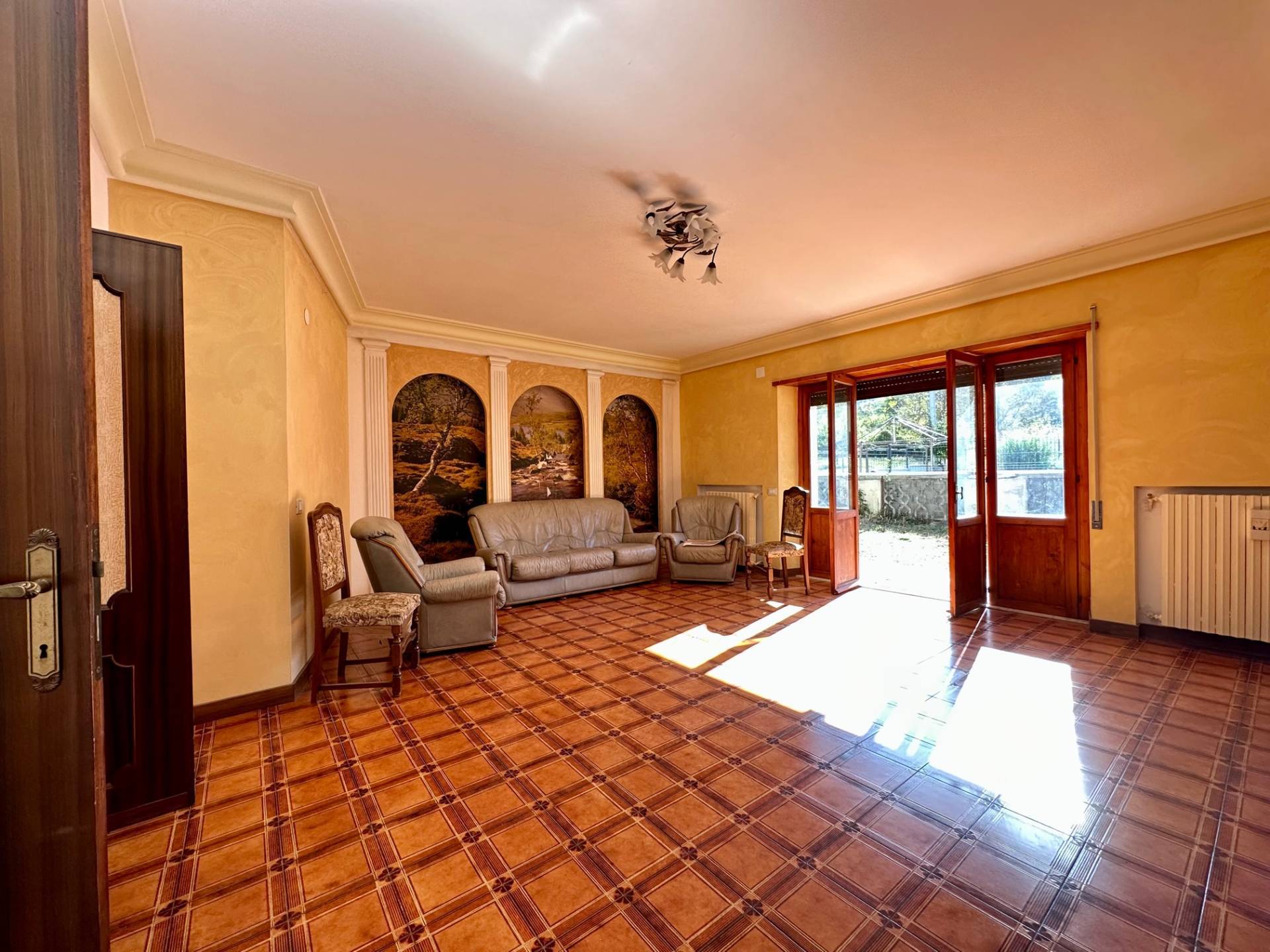 Villa Bifamiliare in vendita a Tione degli Abruzzi, Goriano Valli