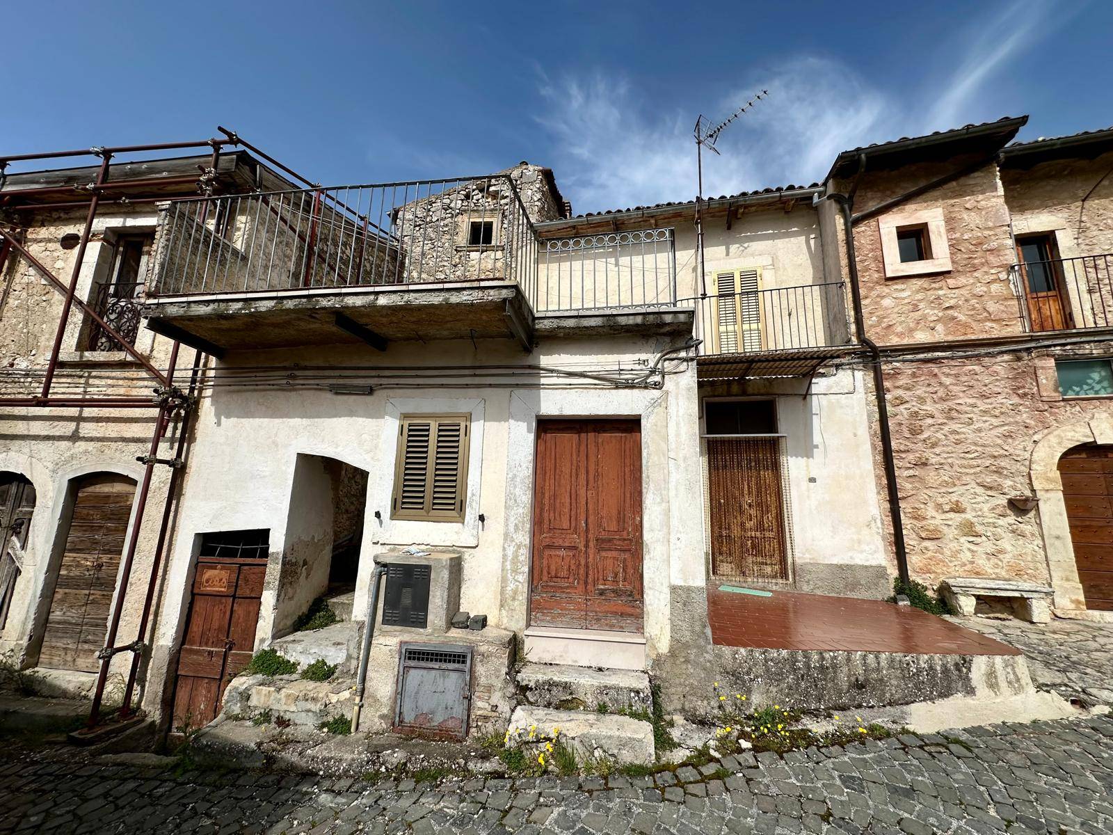 Casa Cielo Terra in vendita a Caporciano, Bominaco