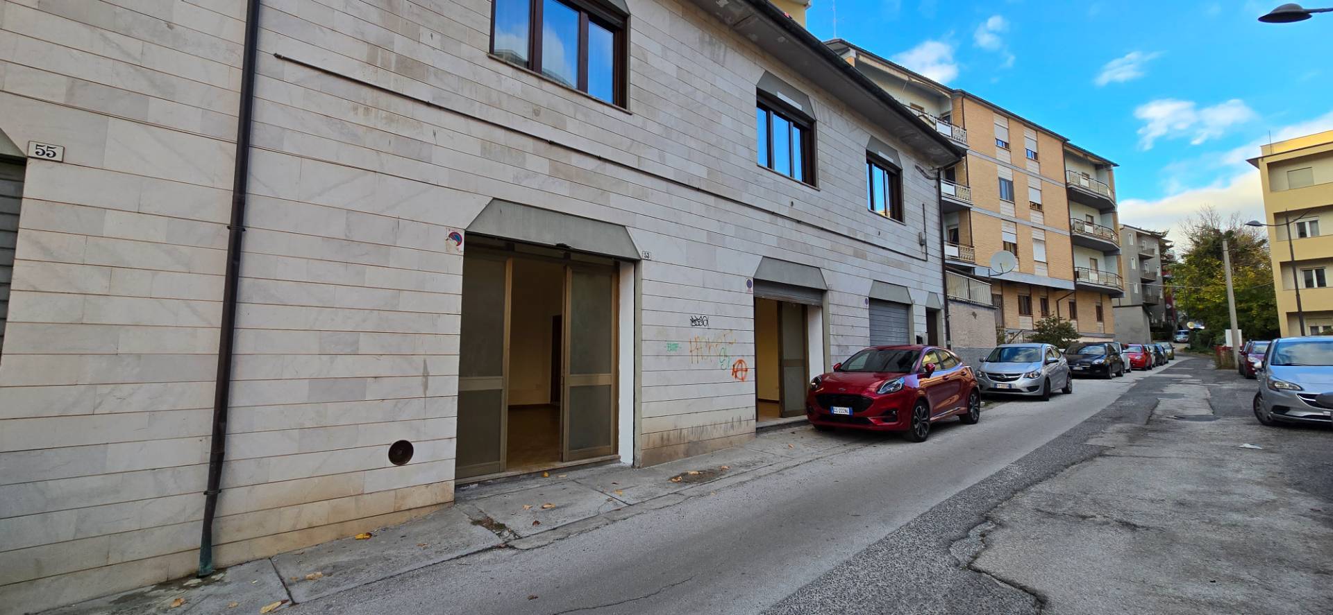 Studio/Ufficio in affitto a L'Aquila, Via Strinella