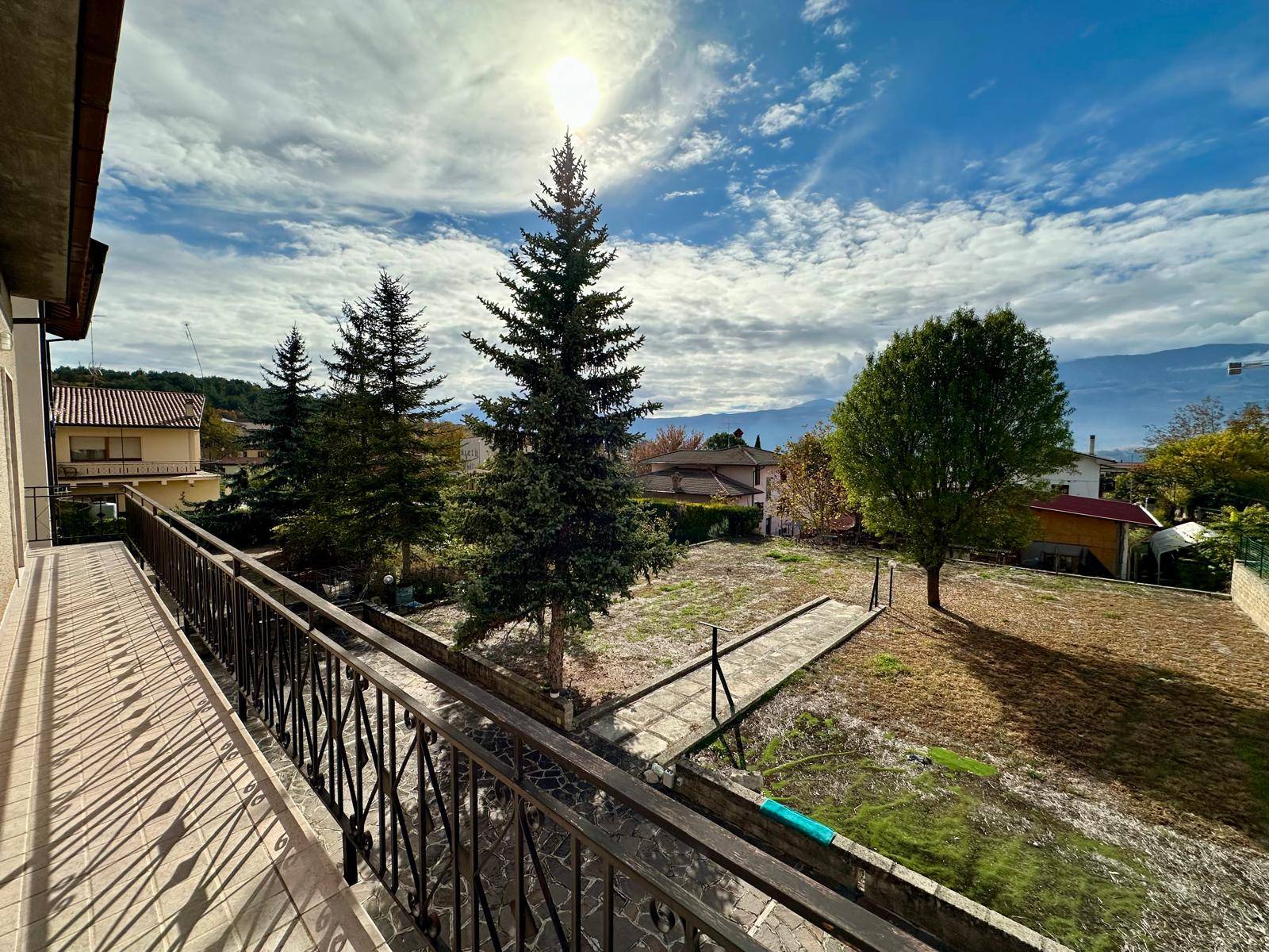 Villa Singola in vendita a Poggio Picenze