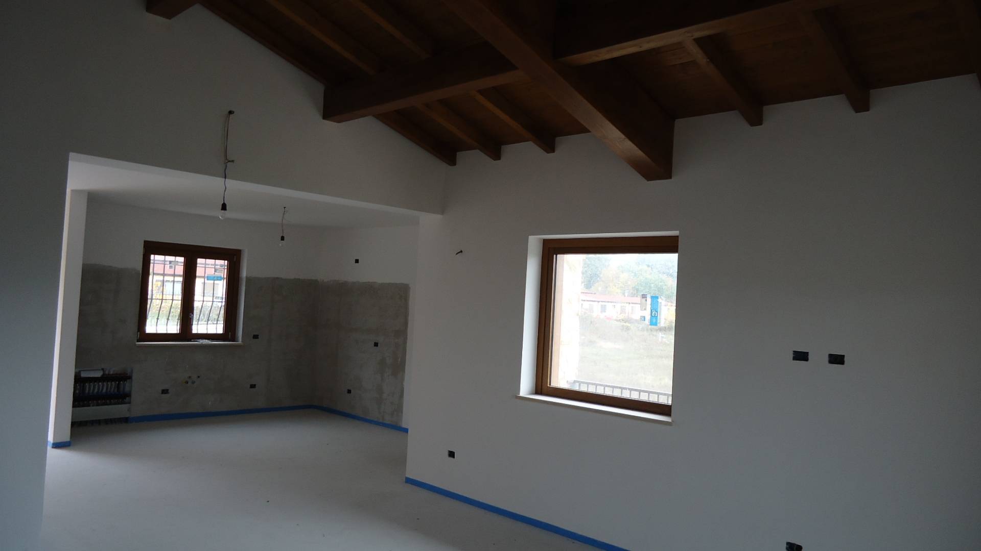 Villa Singola in vendita a Pizzoli, Pizzoli