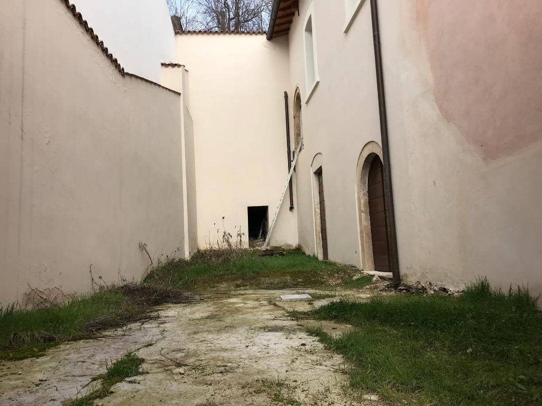 Casa Cielo Terra in vendita a Villa Sant'Angelo, Villa Sant'Angelo