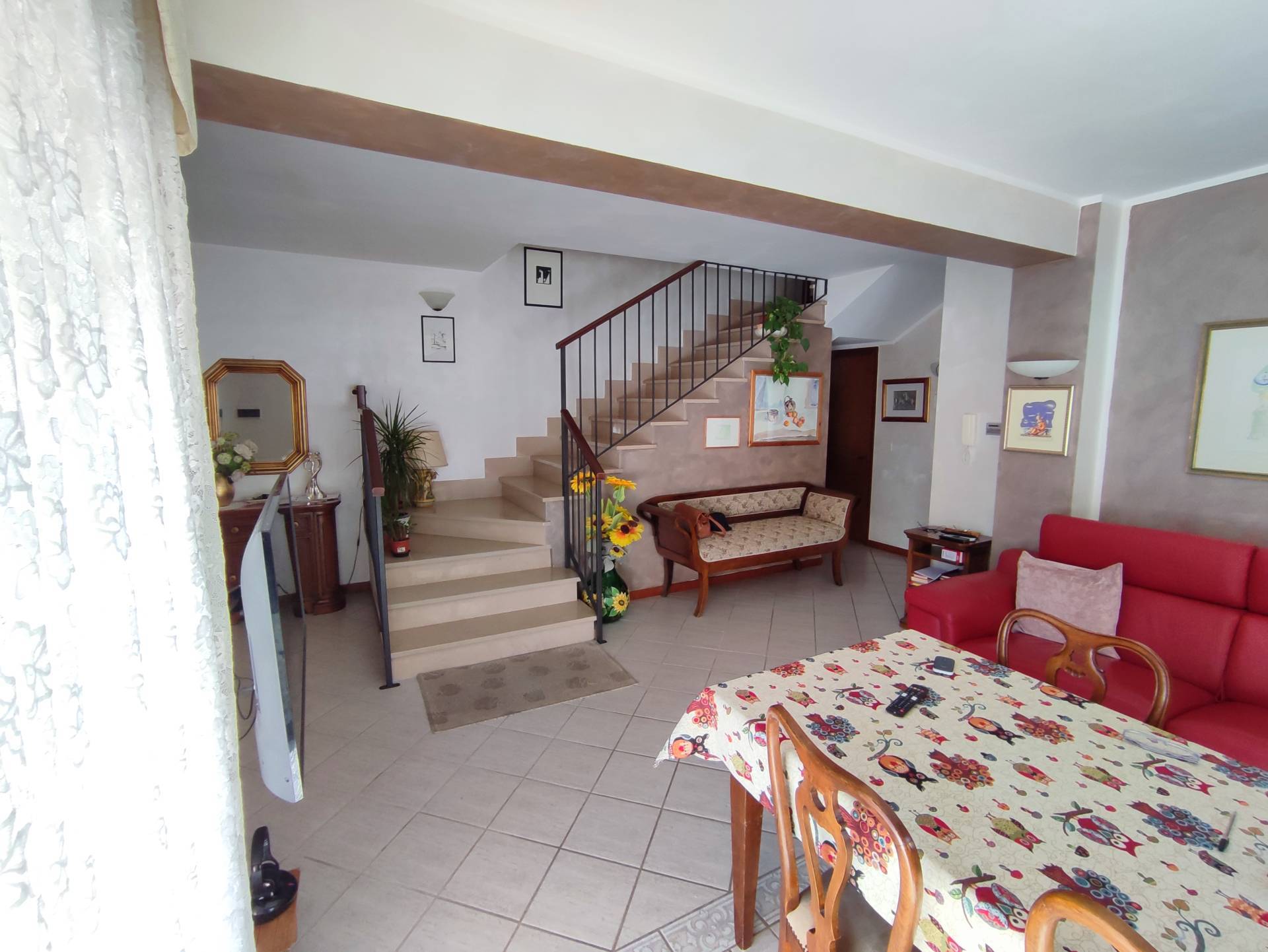 Villa a Schiera in vendita a L'Aquila, Cansatessa