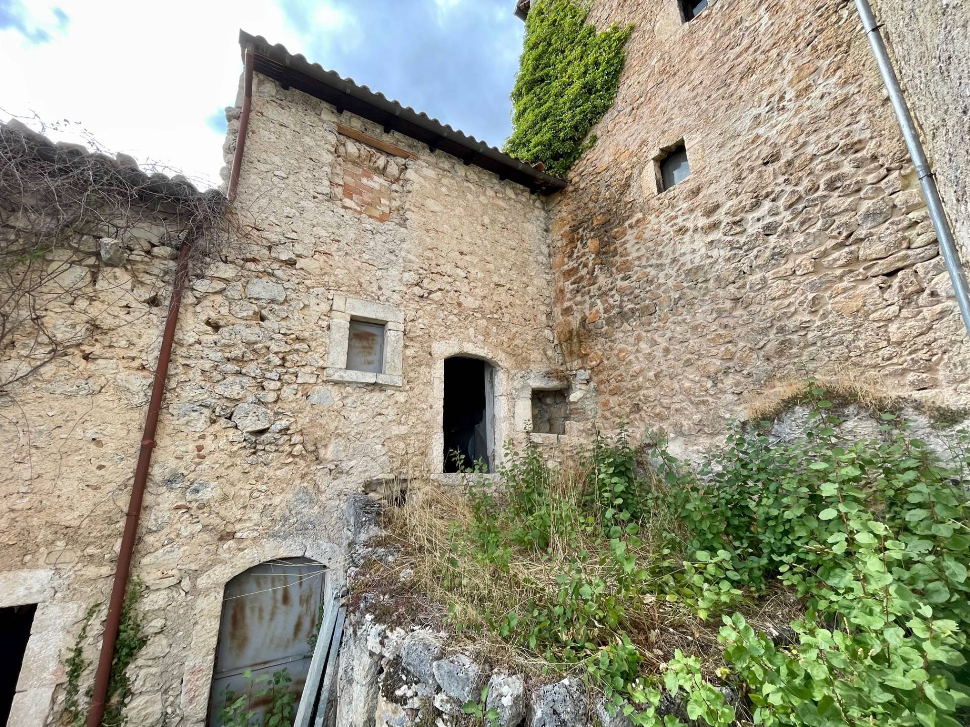 Casa Cielo Terra in vendita a Calascio