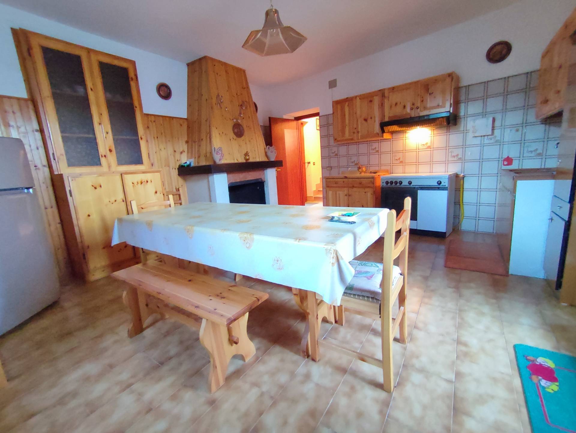 Casa Cielo Terra in vendita a Barete, Basanello