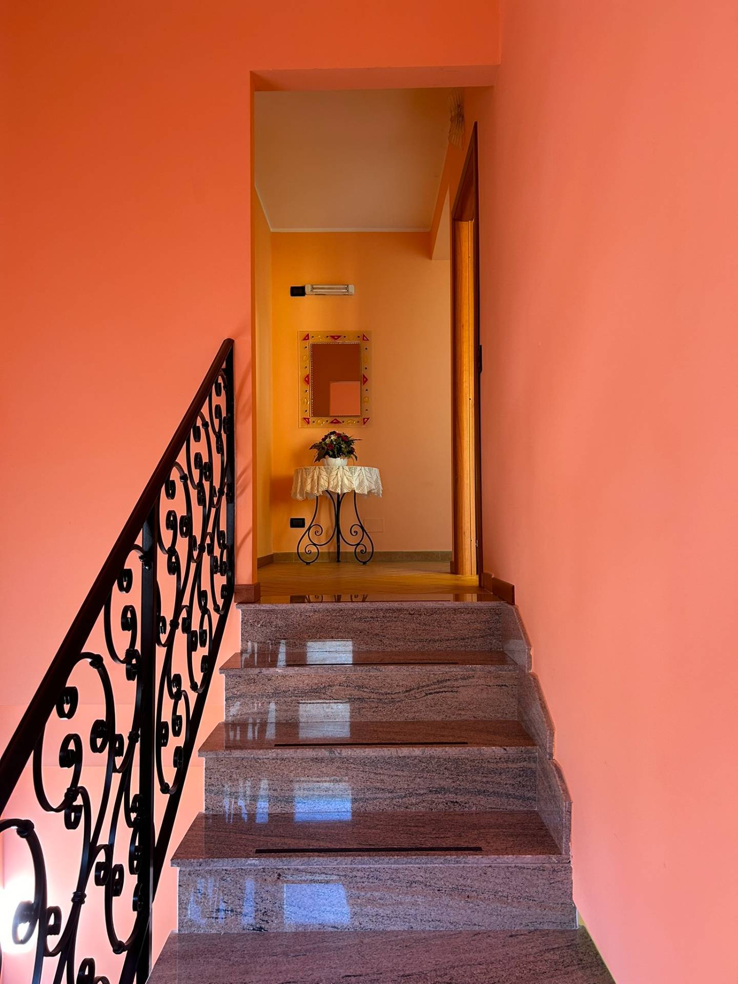 Locale commerciale in vendita a L'Aquila, Cese