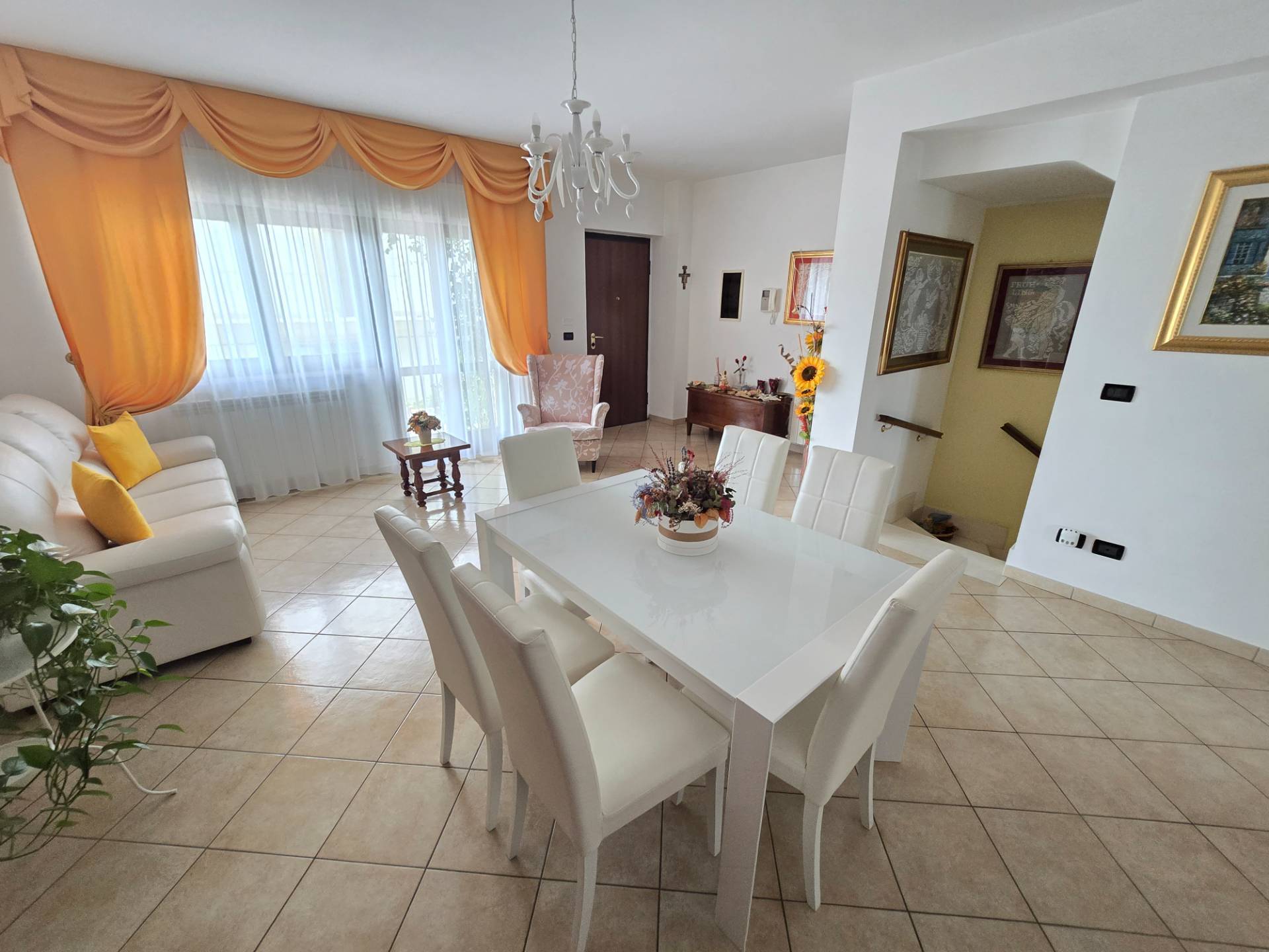 Villa Bifamiliare in vendita a L'Aquila, Paganica