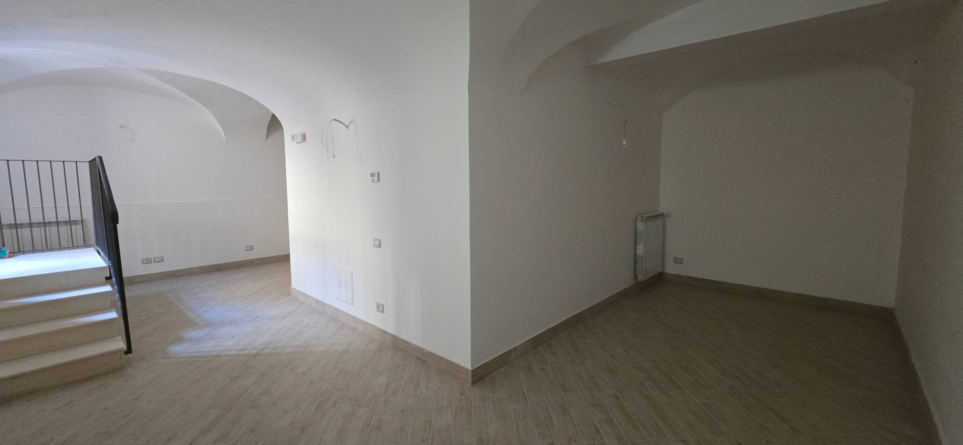 Locale commerciale in vendita a L'Aquila, Centro storico