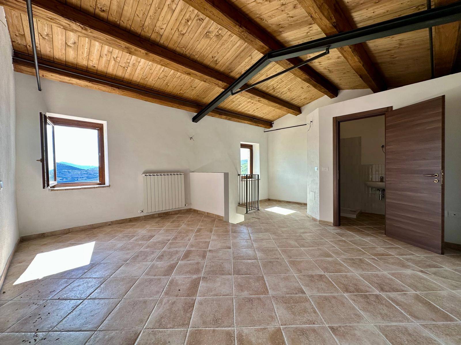 Casa Cielo Terra in vendita a Caporciano