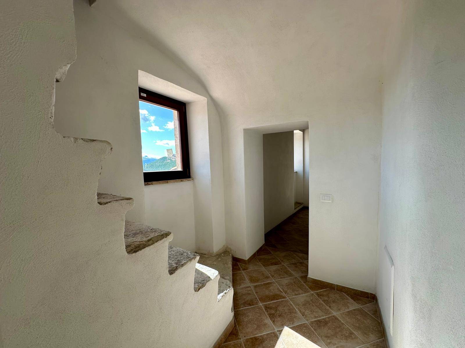 Casa Cielo Terra in vendita a Caporciano