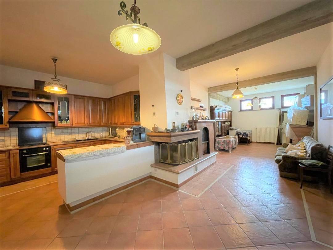 Villa Singola in vendita a L'Aquila, Filetto