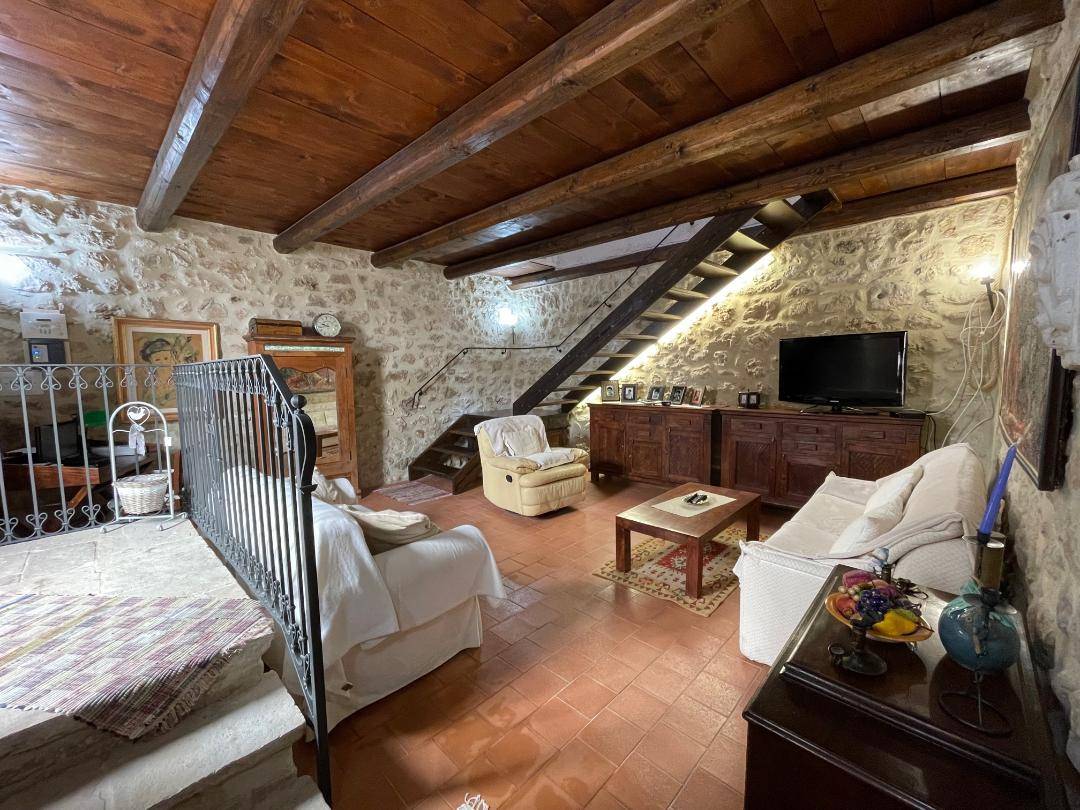 Casa Cielo Terra in vendita a Ofena, Cappuccini