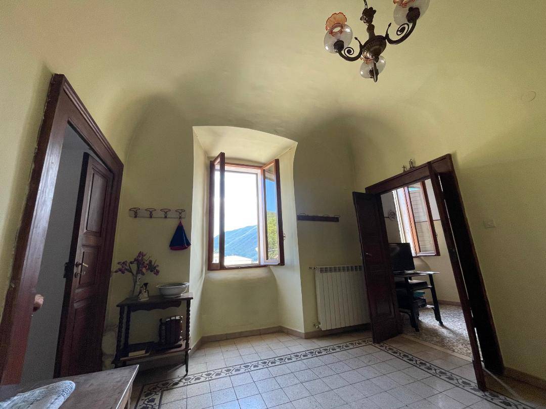 Appartamento in vendita a Fontecchio