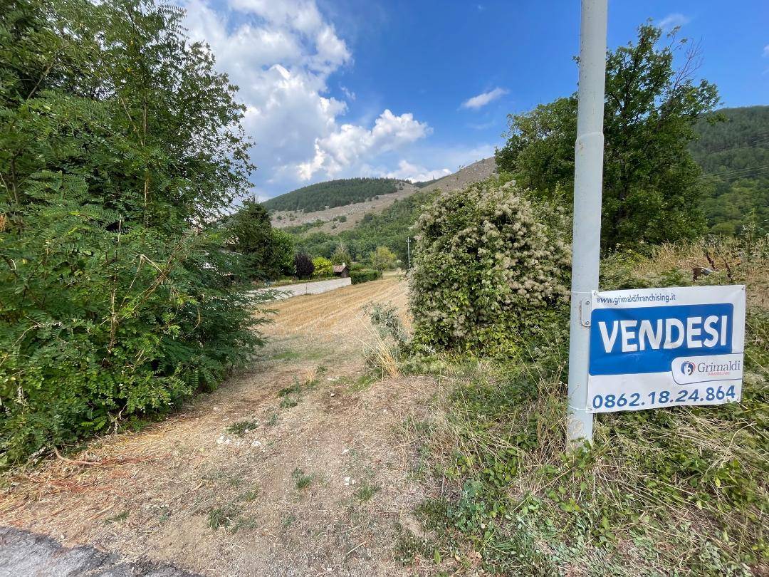 Terreno edificabile in vendita a Ocre, Valle