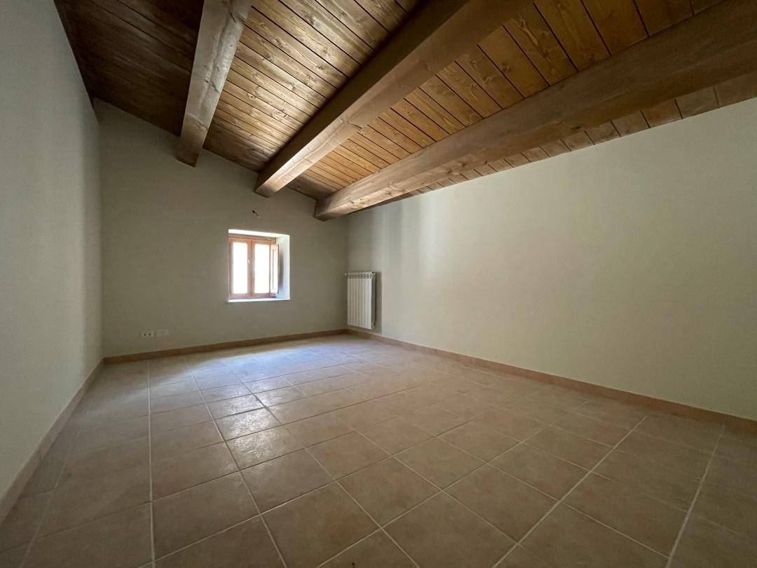 Casa Cielo Terra in vendita a Fontecchio, San Pio