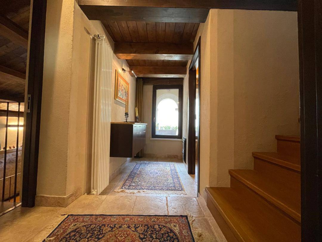 Casa Cielo Terra in vendita a Prata d'Ansidonia, Tussio