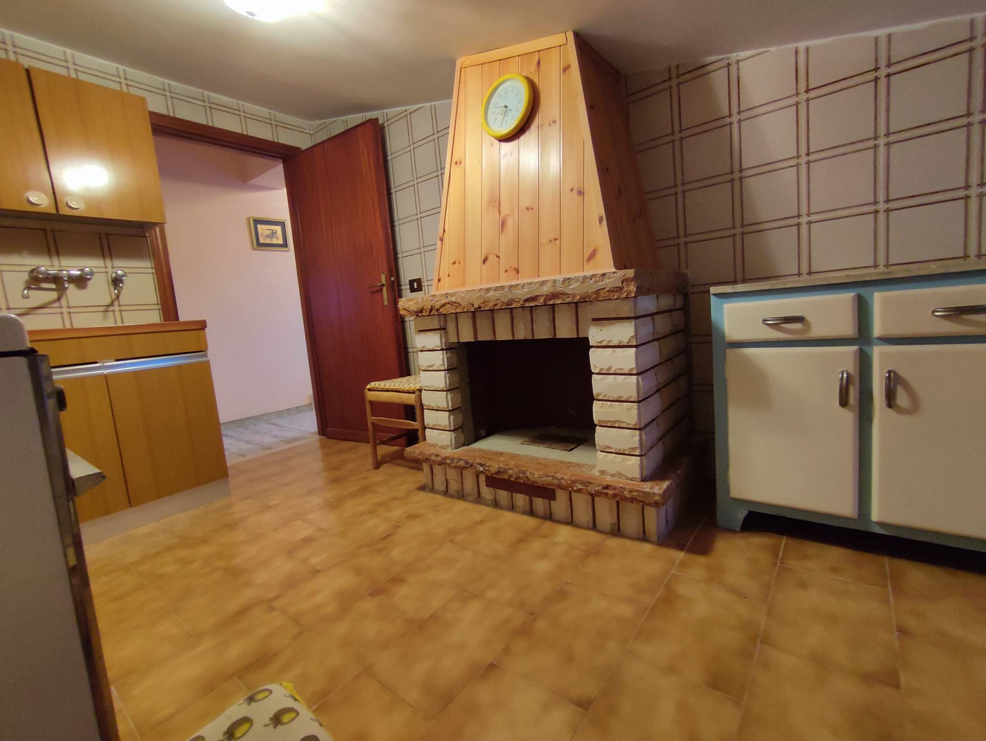 Casa Cielo Terra in vendita a Barete, Basanello