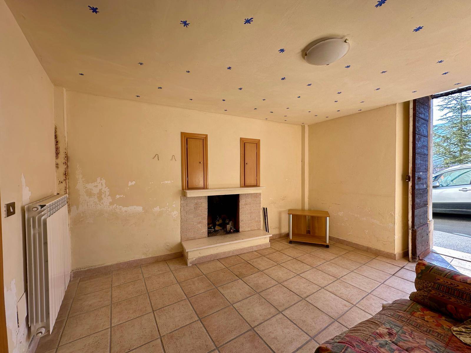 Appartamento in vendita a Fontecchio