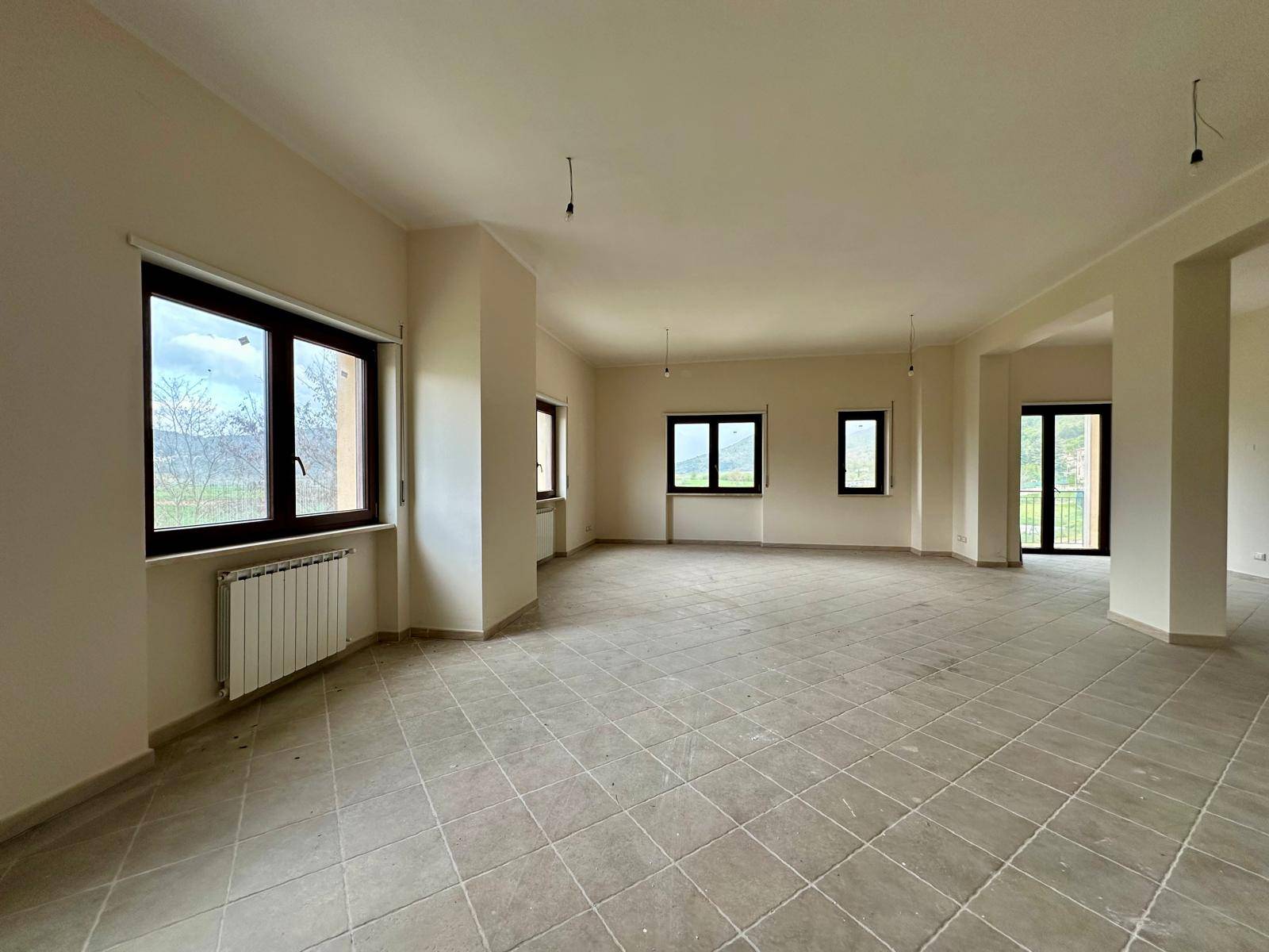 Villa Bifamiliare in vendita a Caporciano