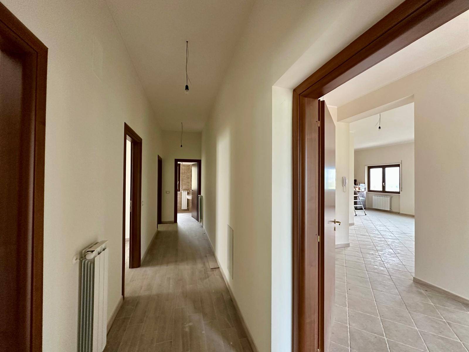 Villa Bifamiliare in vendita a Caporciano