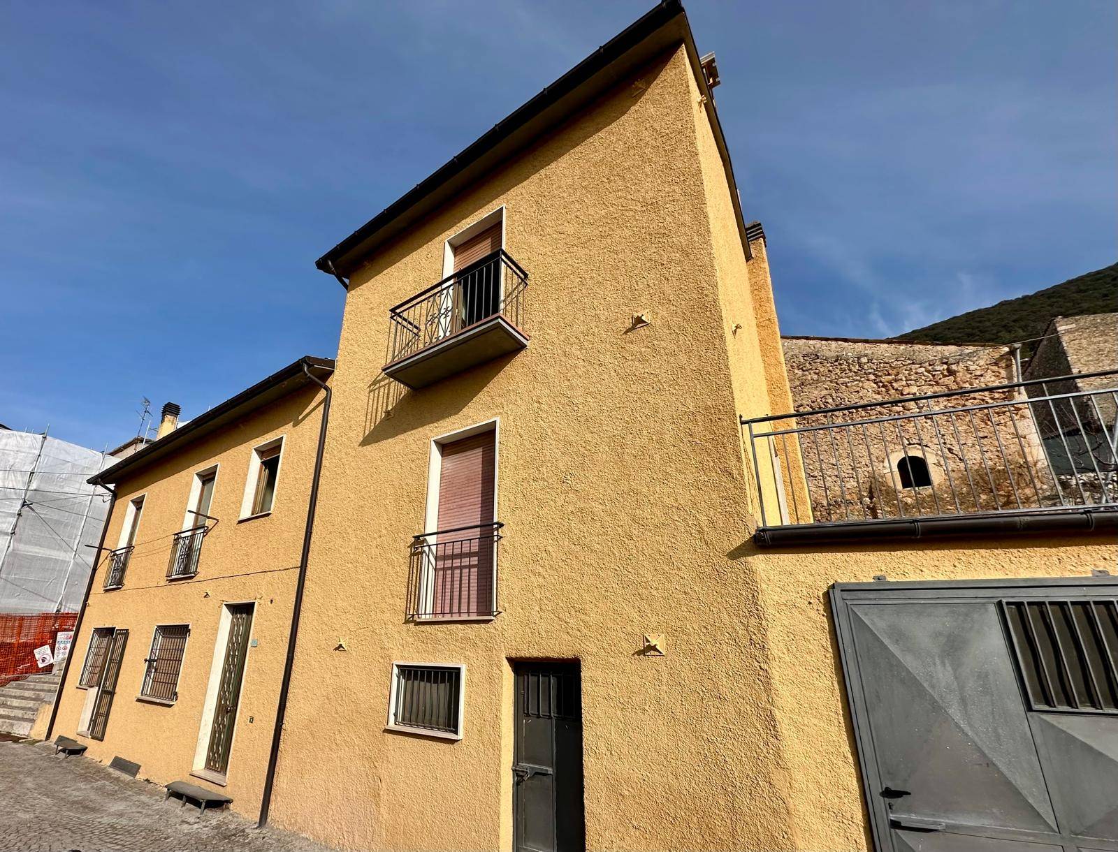 Casa singola in vendita a San Pio delle Camere